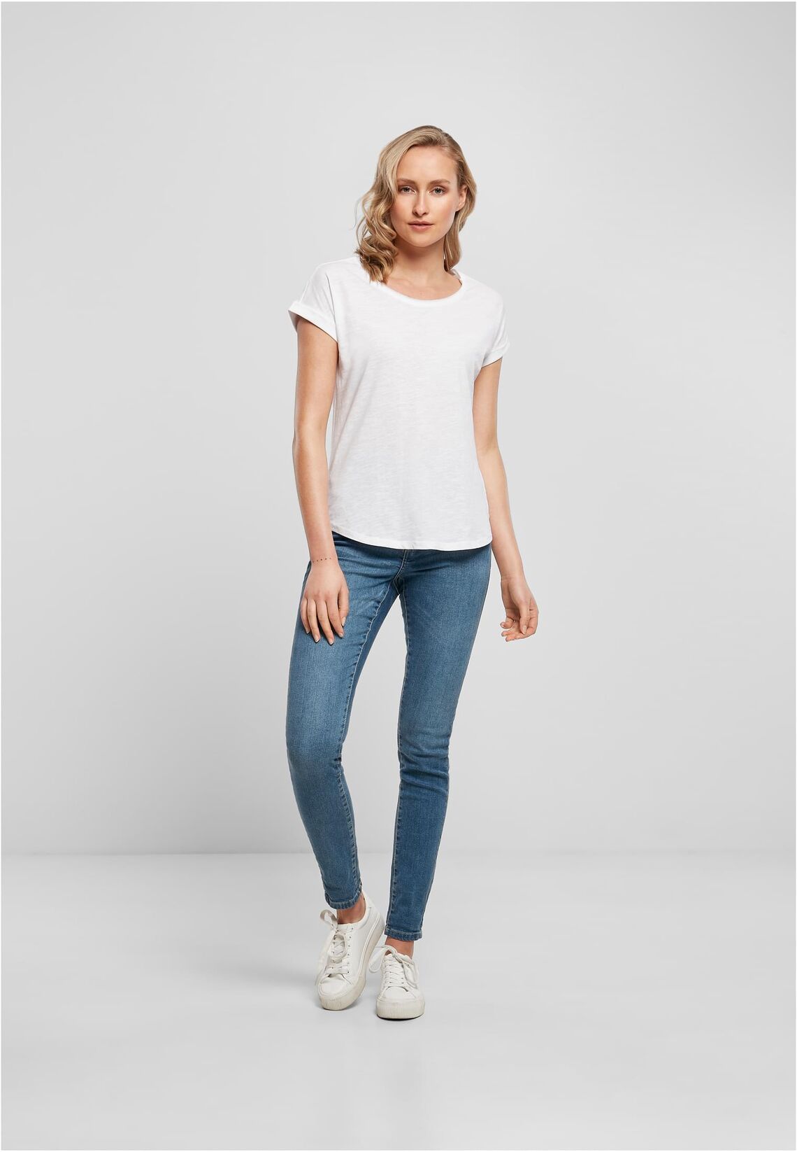 BY036 White Fullbody