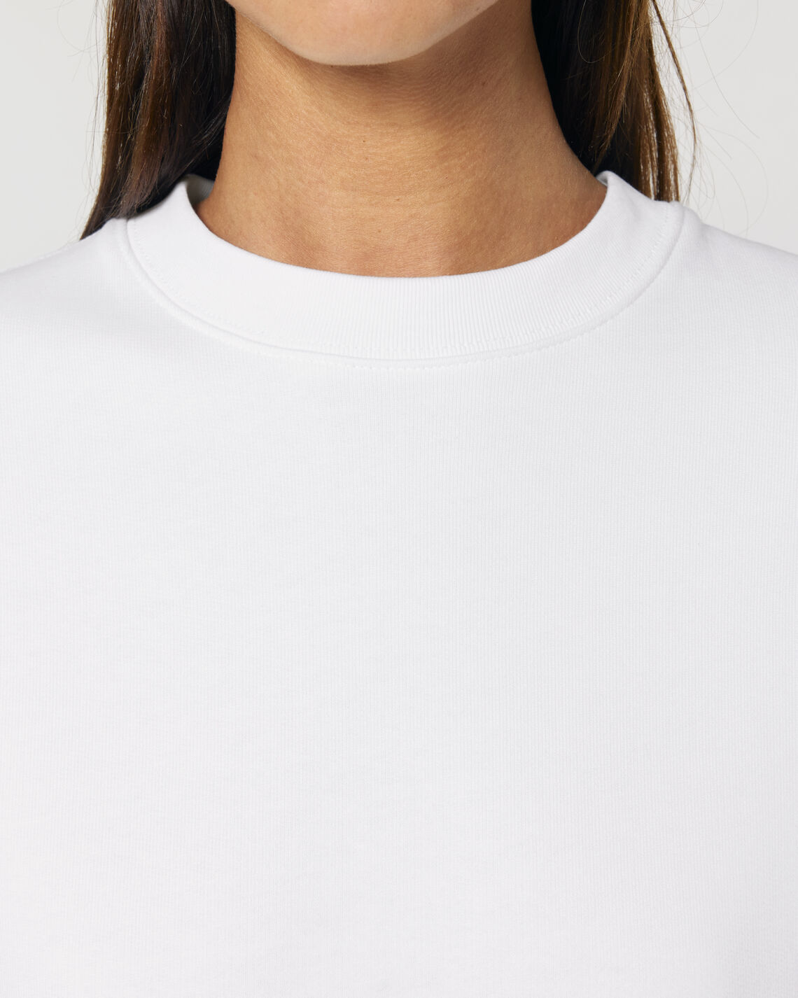 Changer 2.0 White Studio Front Detail 5