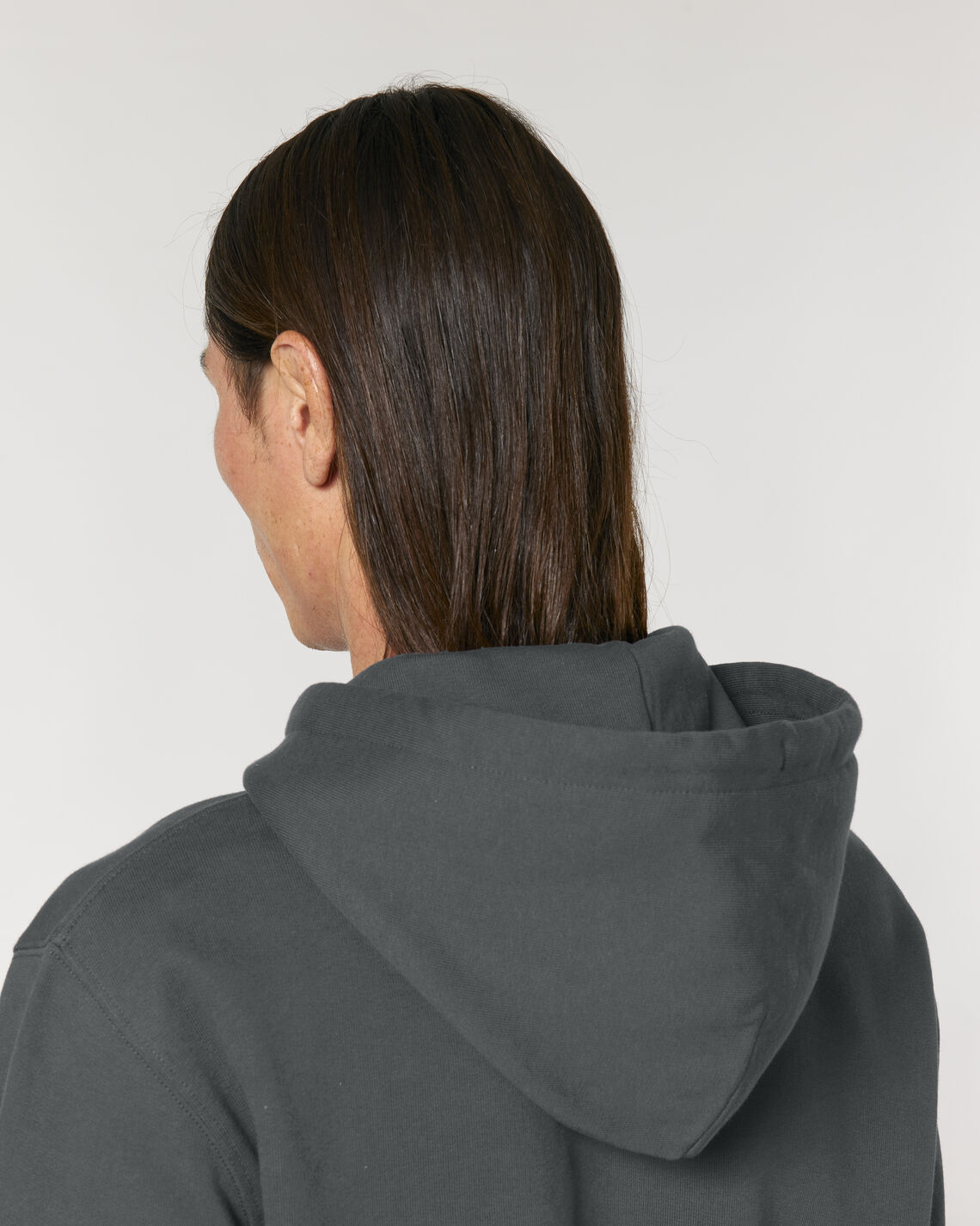 Cruiser 2.0 Anthracite Studio Front Detail 0