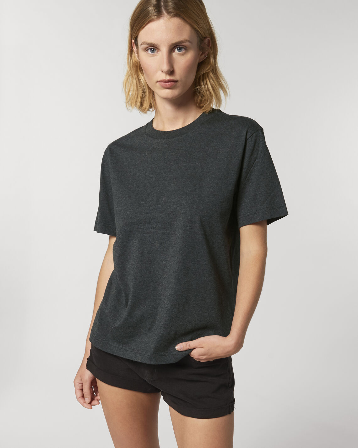 Fuser Dark Heather Grey Studio Front Main 5